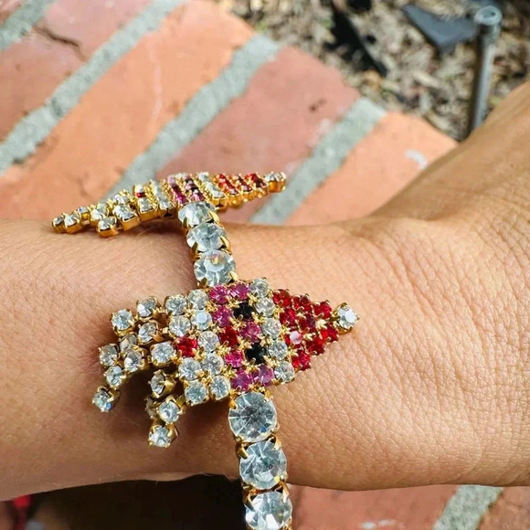 Vintage rhinestone, Santa Claus bangle bracelet - Picture 5 of 6